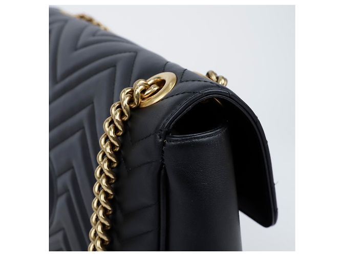 Gucci Borsa a tracolla GG Marmont Matelassé in pelle Medium con catena Nero - vista 6