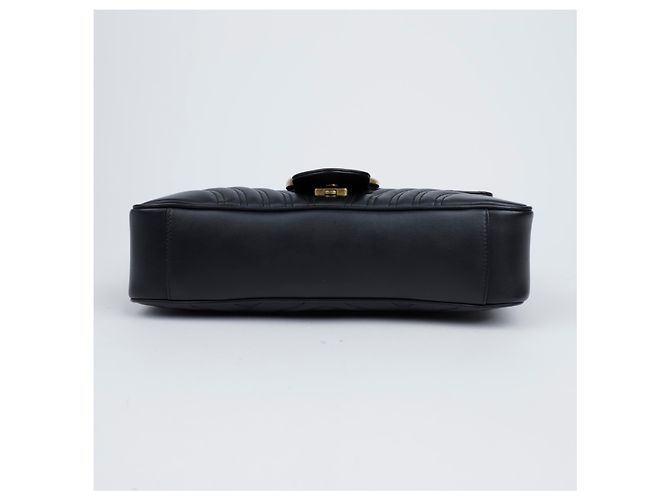 Gucci Borsa a tracolla GG Marmont Matelassé in pelle Medium con catena Nero - vista 8