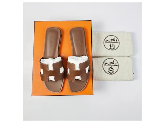 Hermès Sandali e Ciabatte da Donna Oro D'oro - vista 12