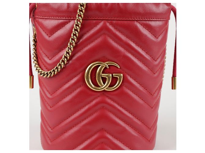 Gucci Mini borsa a secchiello in pelle GG Marmont Rossa - vista 2