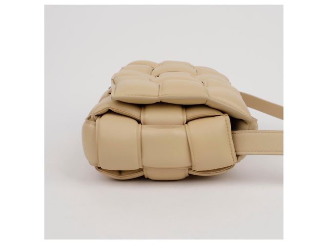 Bottega Veneta Borsa a tracolla imbottita Cassette Marrone - vista 4