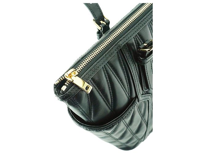 Bally Nova bolsa de ombro feminina Damira QT em couro acolchoado preto Medium Shopper - vista 7
