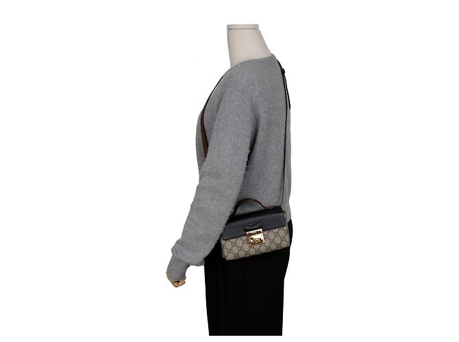 Gucci Mini Top-Handle-Schultertasche aus GG Supreme Canvas mit Paddle Lock Verschluss Schwarz - Ansicht 10