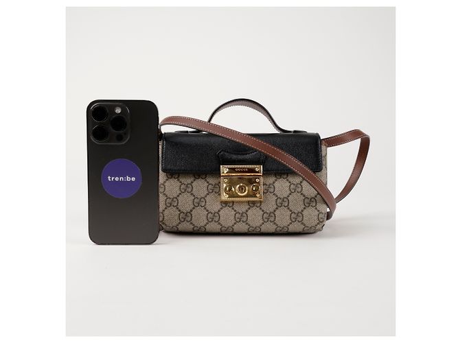 Gucci Mini Top-Handle-Schultertasche aus GG Supreme Canvas mit Paddle Lock Verschluss Schwarz - Ansicht 8