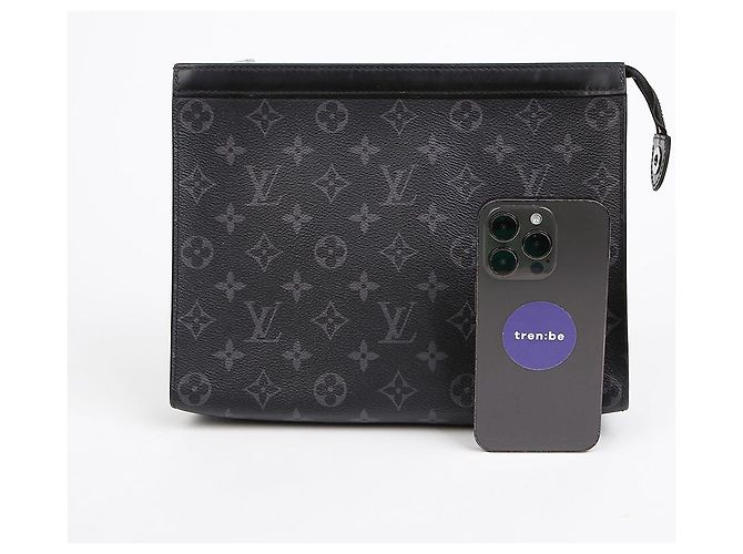 Louis Vuitton Pochette Voyage MM Clutch Nero - vista 8