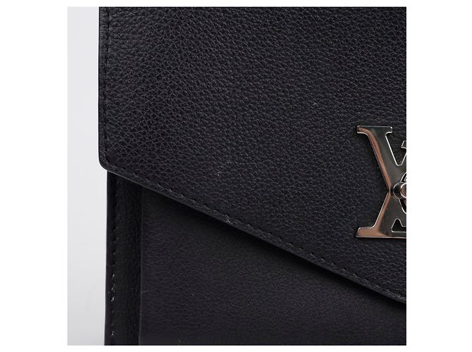 Louis Vuitton Bolsa de ombro e crossbody MyLockMe em couro preto - vista 3