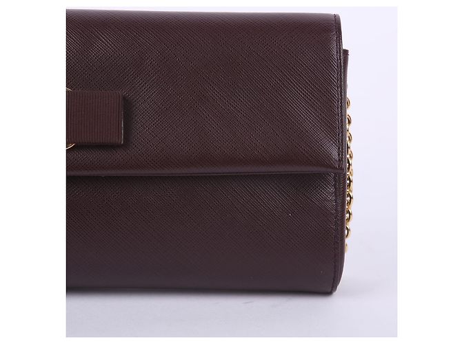 Salvatore Ferragamo Clutch a tracolla in pelle Saffiano bordeaux Rosso - vista 2