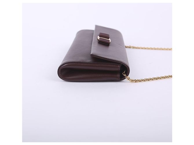 Salvatore Ferragamo Clutch a tracolla in pelle Saffiano bordeaux Rosso - vista 5