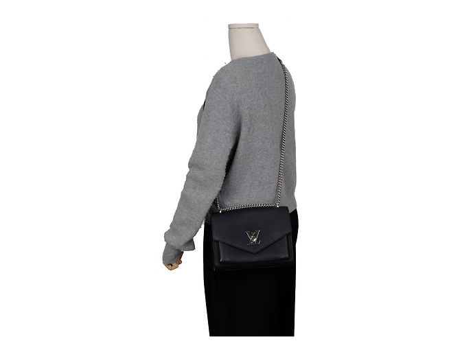 Louis Vuitton Borsa a tracolla e crossbody in pelle Mylockme Chain Black Nero - vista 13