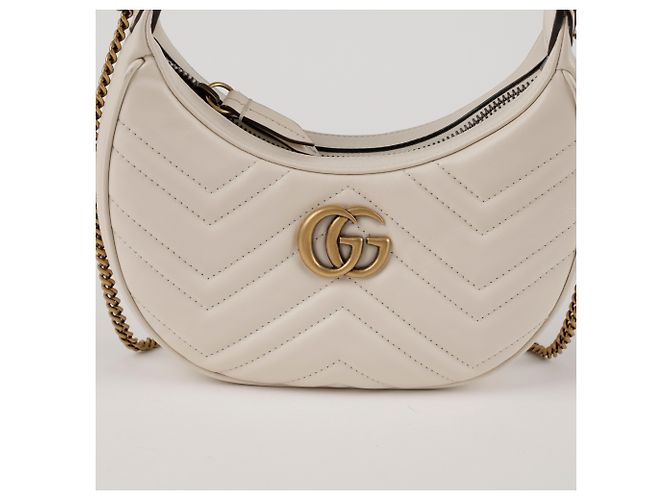 Gucci Mini borsa a tracolla GG Marmont a mezzaluna bianca Bianco - vista 2
