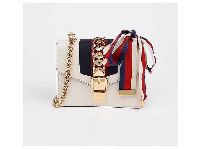 Gucci Mini borsa a tracolla con catena in pelle Sylvie Bianco - vista 2