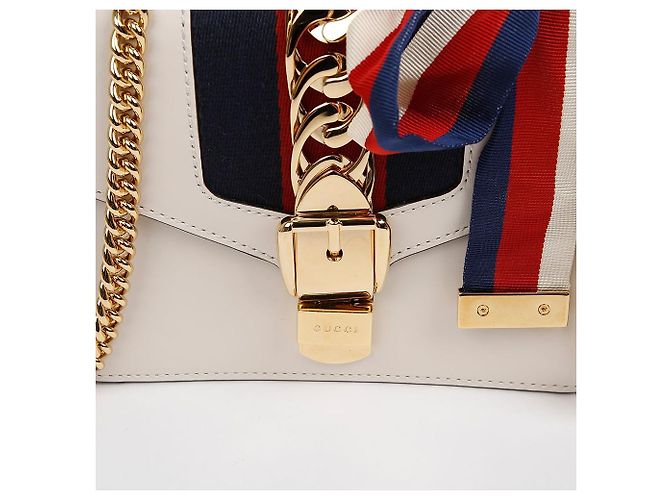 Gucci Mini borsa a tracolla con catena in pelle Sylvie Bianco - vista 3
