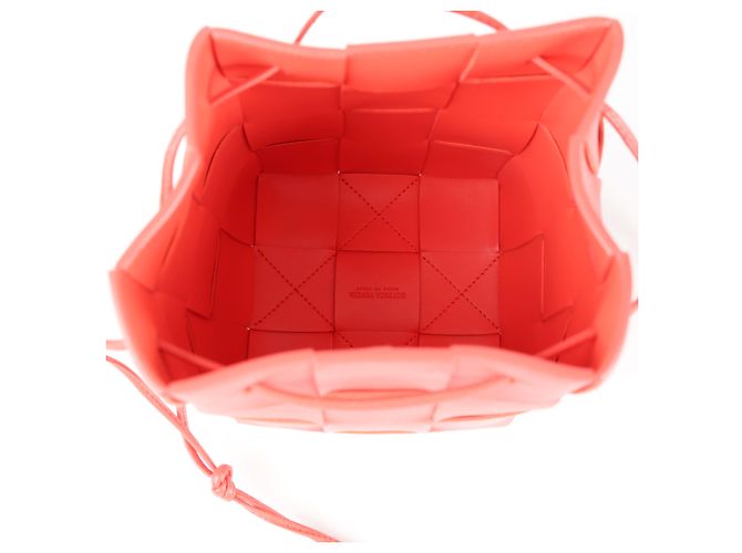 Bottega Veneta Piccola borsa a tracolla e crossbody Cassette Bucket Rossa Rosso - vista 8