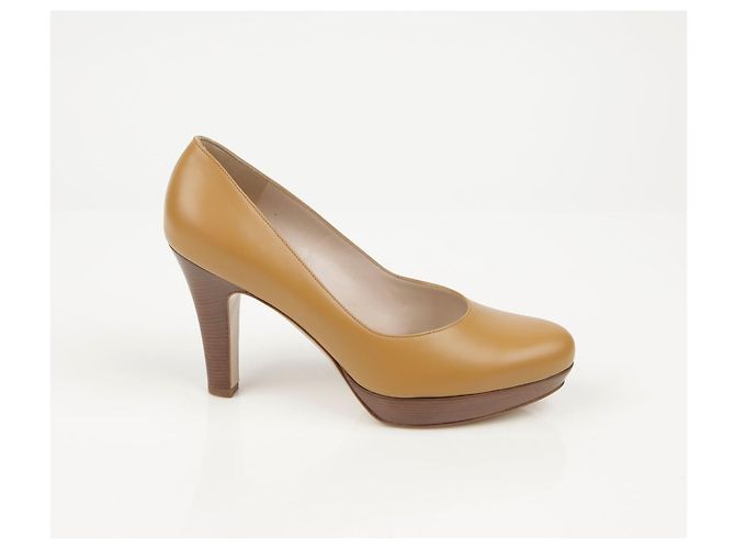 Salvatore Ferragamo Pumps aus Kamelleleder Größe Braun - Ansicht 3
