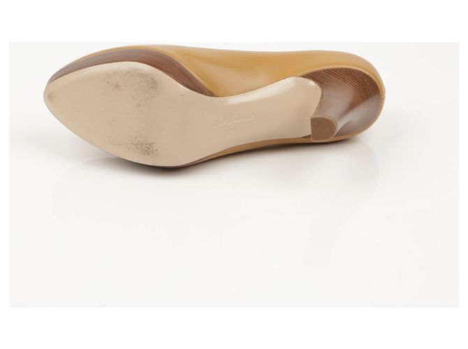 Salvatore Ferragamo Pumps aus Kamelleleder Größe Braun - Ansicht 7