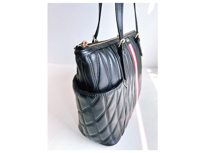 Burberry Borsa shopper Damirah in agnello trapuntato Medium Borsa a tracolla Nero - vista 10