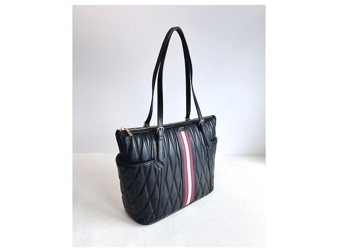 Burberry Borsa shopper Damirah in agnello trapuntato Medium Borsa a tracolla Nero - vista 5