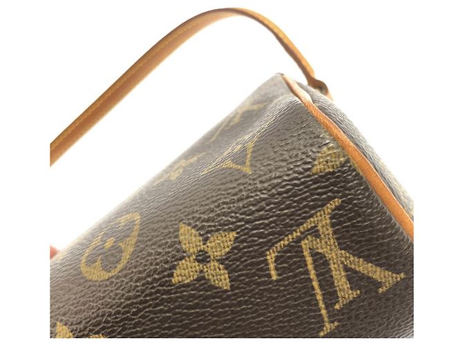 Bolsa Louis Vuitton Monogram Recital Marrom Monograma - vista 3