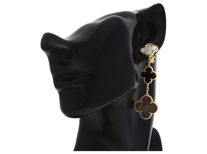 Pendientes Magic Alhambra 3-Motif de nácar y ónix de Van Cleef & Arpels - vista 5
