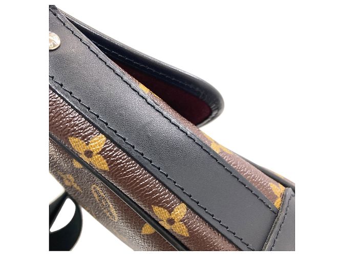 Borsa a Spalla Louis Vuitton M56717 Bass PM Monogram Macassar Nero Monogramma - vista 9