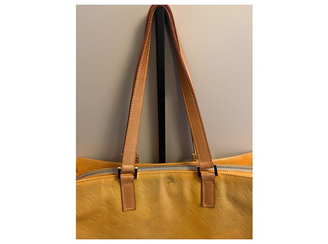 Louis Vuitton Monogram Vernis Reade Borsa Tote Giallo - vista 3