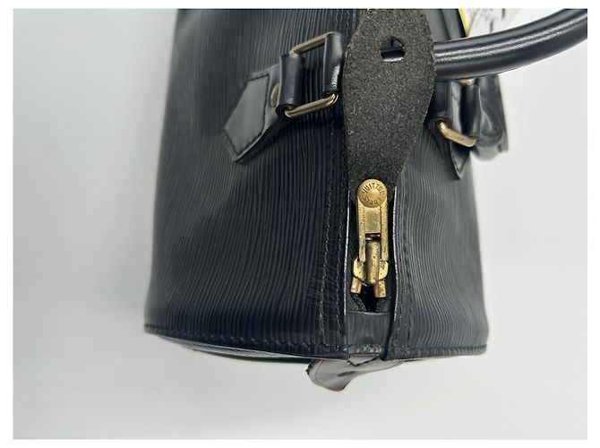 Louis Vuitton Speedy Epi Leather 25 Nero - vista 3