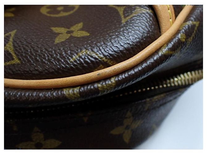Louis Vuitton Trouville Monogram Canvas medium Marrone - vista 5