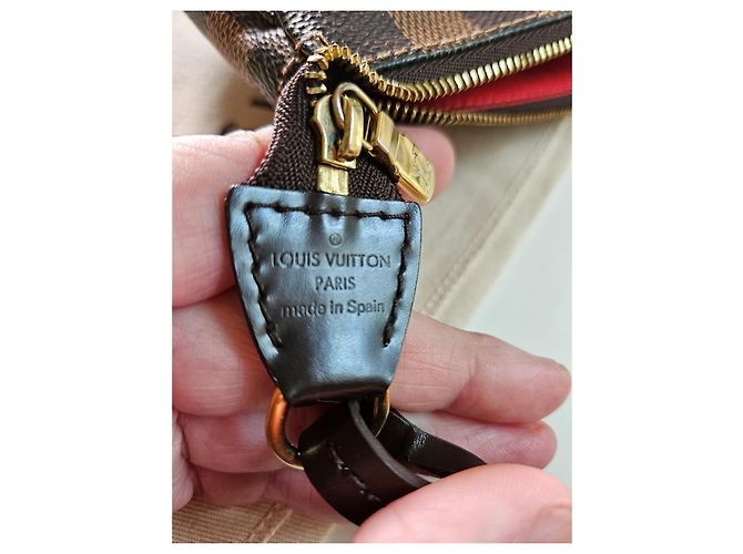 Louis Vuitton Pochette Damier Ebene Marrone - vista 6
