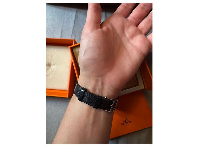 Bracciale Hermès in pelle nera e acciaio Nero - vista 6