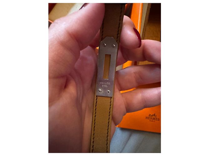 Bracciale Hermès in pelle nera e acciaio Nero - vista 8