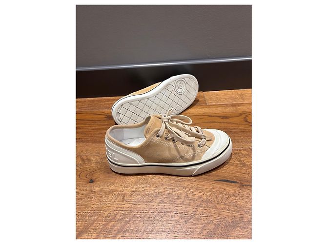 Chanel Sneakers in Scamosciato Beige e Tela - vista 10