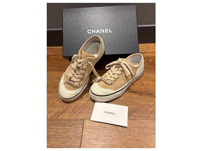 Chanel Sneakers in Scamosciato Beige e Tela - vista 7