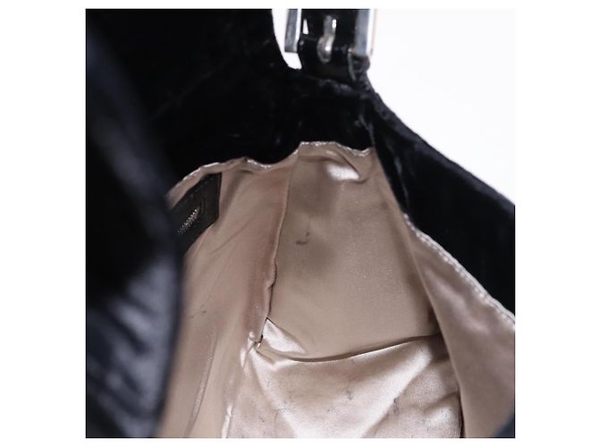 Borsa a Spalla FENDI Mamma Baguette Velluto Nero Argento Auth yk20633SAM - vista 25