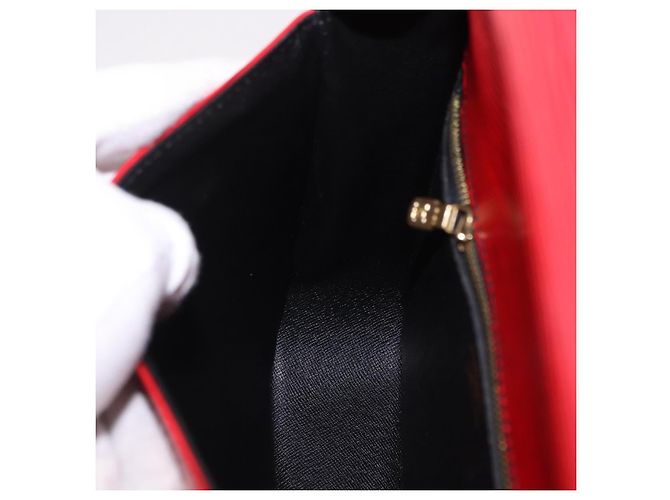 Borsa a Spalla LOUIS VUITTON Epi Saint Cloud GM Rosso M52197 LV Auth 191772 - vista 22