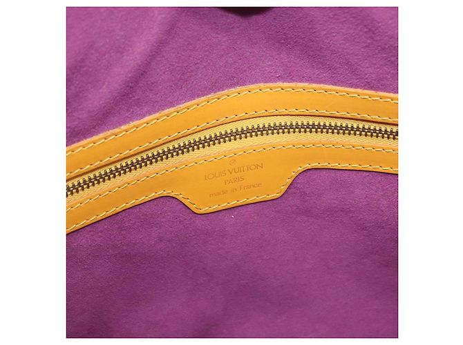 Borsa a Spalla LOUIS VUITTON Epi Lussac Giallo M52289 LV Auth 192053 - vista 17