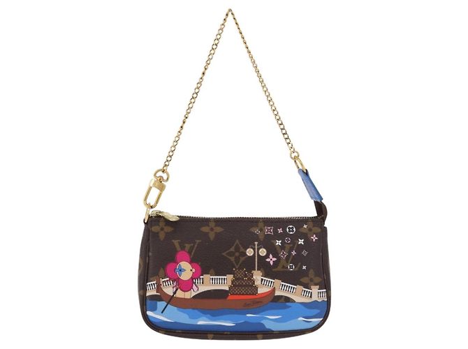 LOUIS VUITTON Vivienne Mini Pochette Accessoires Bolsa M68489 Auth 191475SM Monograma - vista 13