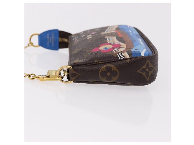 LOUIS VUITTON Vivienne Mini Pochette Accessoires Bolsa M68489 Auth 191475SM Monograma - vista 4