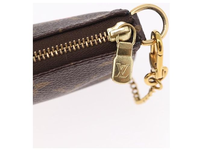 LOUIS VUITTON Vivienne Mini Pochette Accessoires Bolsa M68489 Auth 191475SM Monograma - vista 9
