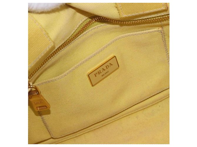 Borsa PRADA Kanapa PM in tela Yellow Gold Auth ka5214 D'oro Giallo - vista 18