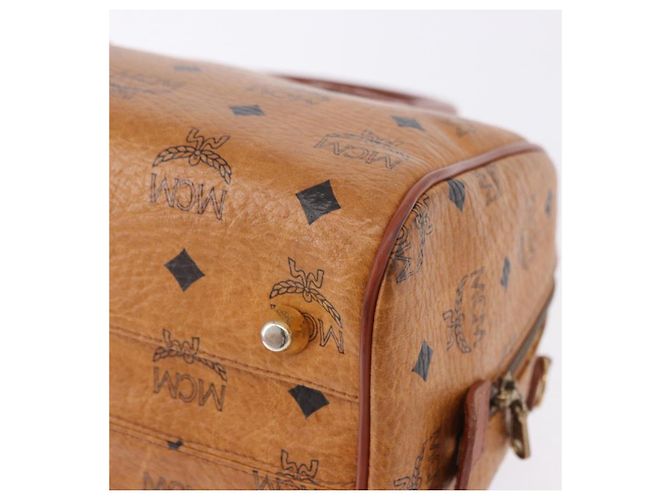 Borsa Boston MCM Logogram Vicetos in PVC e pelle Marrone Oro Auth 192236 D'oro - vista 17