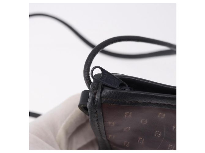 Borsa a tracolla FENDI in PVC e tela nera Auth bs36074 Nero - vista 10