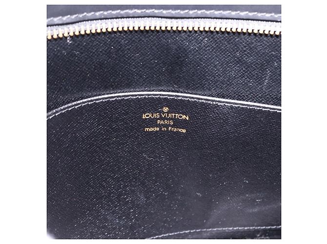 LOUIS VUITTON Epi Pochette Homme Clutch Bag Preto M52522 LV Auth mr2787 - vista 9