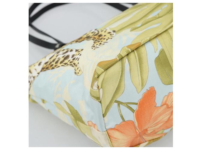 Borsa Tote Salvatore Ferragamo in nylon giallo argento Auth 192729A - vista 16