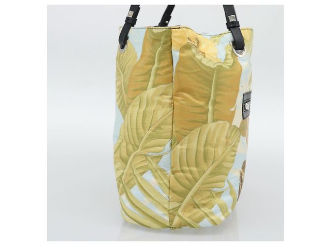 Borsa Tote Salvatore Ferragamo in nylon giallo argento Auth 192729A - vista 3