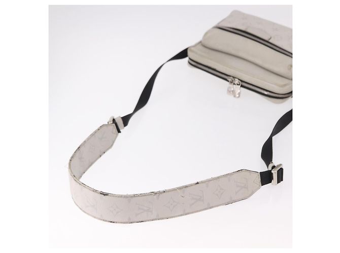 LOUIS VUITTON Borsa Messenger Tiger Lama Monogram Alpha Bianca M31069 Auth 190942 Bianco - vista 8