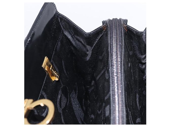 Bolsa Tote Salvatore Ferragamo Gancini em couro envernizado preto e dourado Auth ka5291A - vista 20