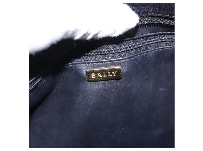 Borsa a Spalla con Catena BALLY in Pelle Nera e Tonalità Oro Auth 191794 Nero - vista 11
