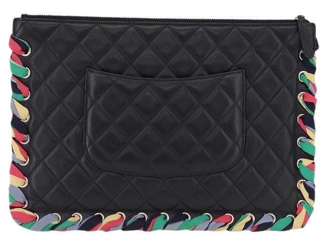 Clutch CHANEL Matelasse in pelle di agnello nera con CC dorato Auth 192073SAM Nero D'oro - vista 2