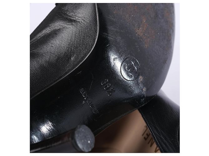Timeless Décolleté a punta con fiocco in pelle nera e tela Chanel Nero - vista 7