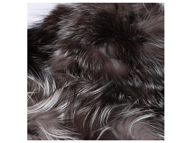 Chaqueta acolchada Fendi de mezcla de lana con ribete de pelo, Talla 40 IT Gris - vista 10